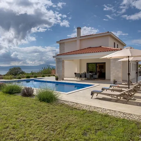Schone Mit Pool- Meerblick- By Interhome Sveti Vid-Miholjice