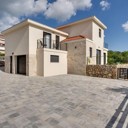 Schone Mit Pool- Meerblick- By Interhome * Sveti Vid-Miholjice