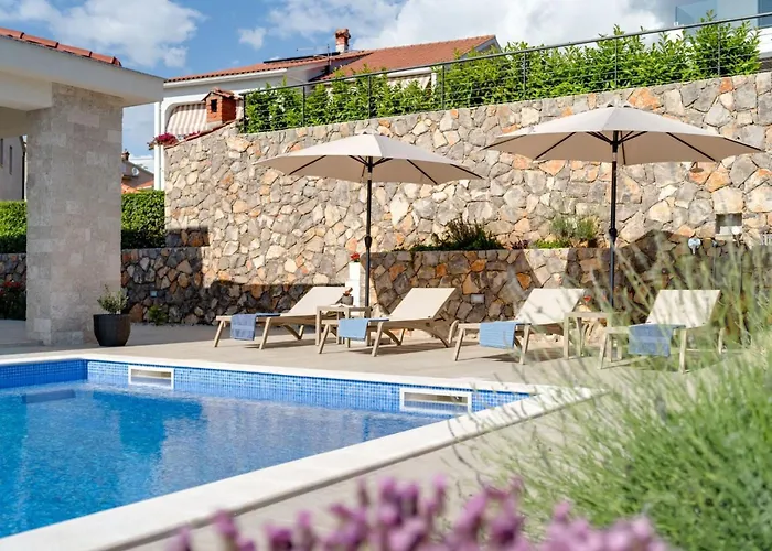 Schone Mit Pool- Meerblick- By Interhome Sveti Vid-Miholjice