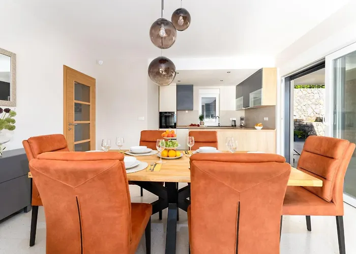 Schone Mit Pool- Meerblick- By Interhome Tatil Evi Sveti Vid-Miholjice