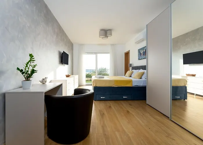 Schone Mit Pool- Meerblick- By Interhome 펜션 Sveti Vid-Miholjice