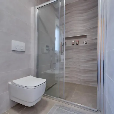 Schone Mit Pool- Meerblick- By Interhome Holiday home
